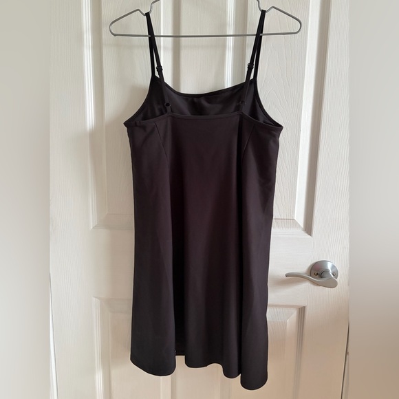 Athletic Dress - Picture 3 of 7